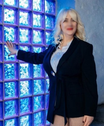Таисия, 42